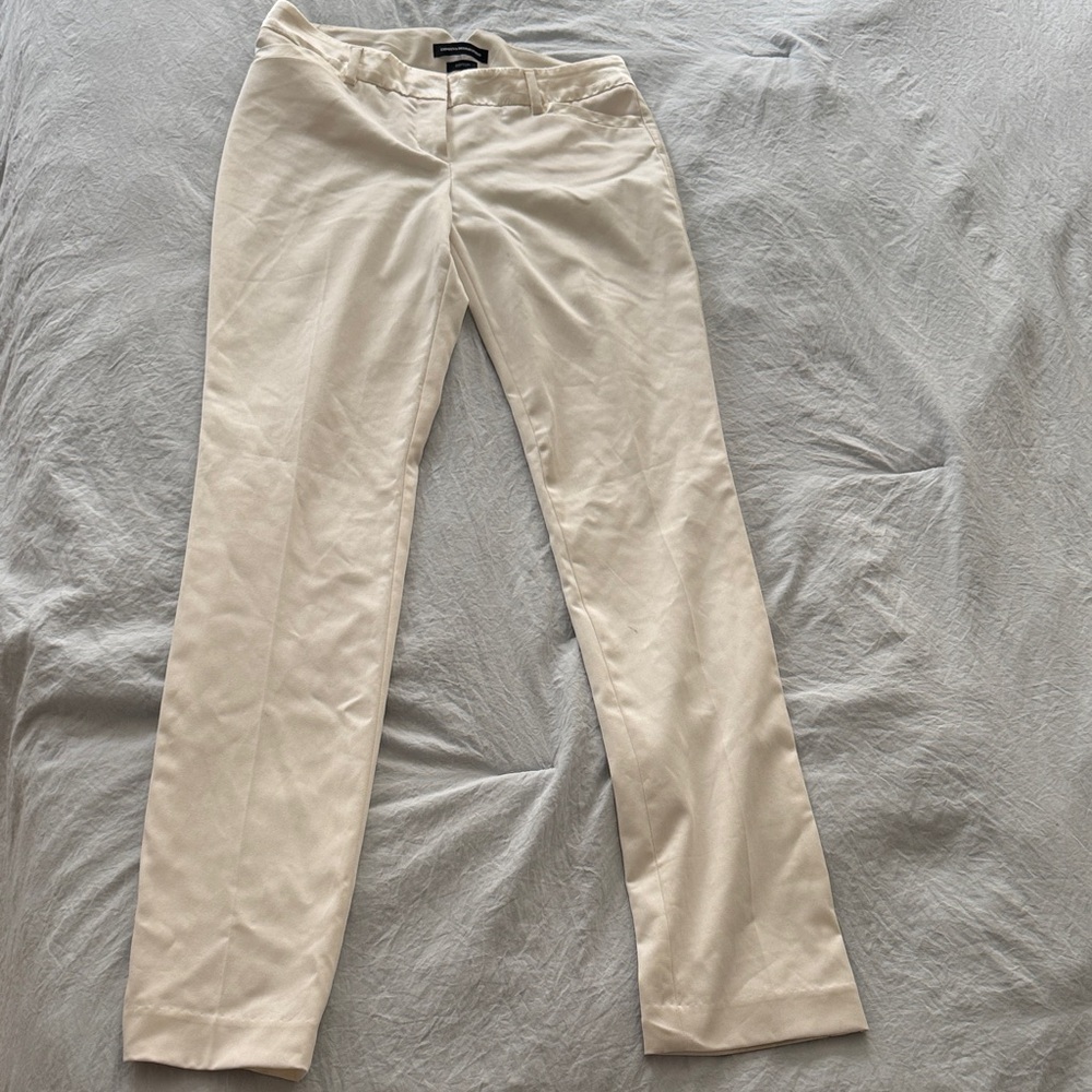 Women’s off white Pants